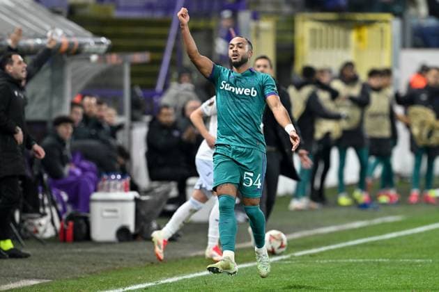 250130 RSC Anderlecht vs TSG Hoffenheim Killian Sardella (54) of Anderlecht reacts during the league phase - matchday 8 game in the Uefa Europa League season 2024-2025 between Royal Sporting Club Anderlecht and TSG 1899 Hoffenheim from Germany on January 30 , 2025 in Anderlecht, Belgium. (Photo by David Catry Isosport) Anderlecht Belgium  Copyright: xDavidxCatryx 20250130DC2_0385