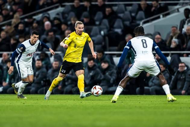 250130 Niklas Hult of Elfsborg during the UEFA Europa League football match between Tottenham Hotspur and Elfsborg on January 30, 2025 in London. Photo: Emma Wallskog BILDBYRAN COP 320 EW0477 fotboll football soccer fotball uefa europa league europa league tottenham hotspur elfsborg bbeng bbauto jubel  Copyright: EMMAxWALLSKOG BB250130EW091