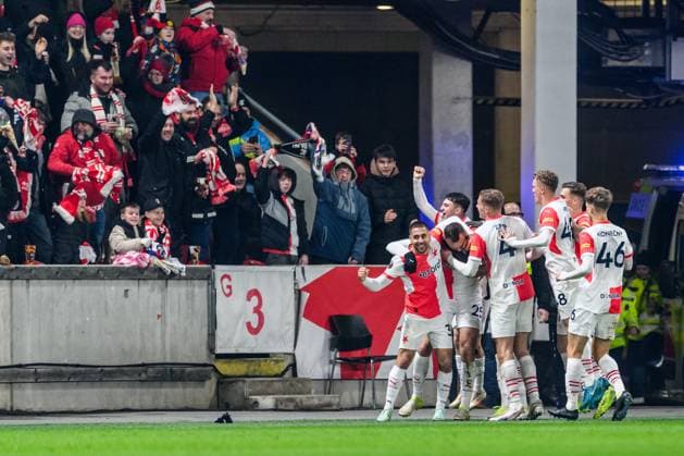 250130 Players of Slavia Prag celebrate after 1-0 during the UEFA Europa League football match between Slavia Prag and Malmö FF on January 30, 2025 in Prague. Photo: Mathilda Ahlberg BILDBYRAN kod MA MA0779 fotboll football soccer fotball uefa europa league europa league slavia prag malmö ff bbeng jubel Copyright: MATHILDAxAHLBERG BB250130MA088