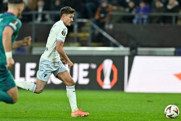 250130 RSC Anderlecht vs TSG Hoffenheim Tom Bischof (7) of Hoffenheim pictured during the league phase - matchday 8 game in the Uefa Europa League season 2024-2025 between Royal Sporting Club Anderlecht and TSG 1899 Hoffenheim from Germany on January 30 , 2025 in Anderlecht, Belgium. (Photo by David Catry Isosport) Anderlecht Belgium  Copyright: xDavidxCatryx 20250130DC2_0838