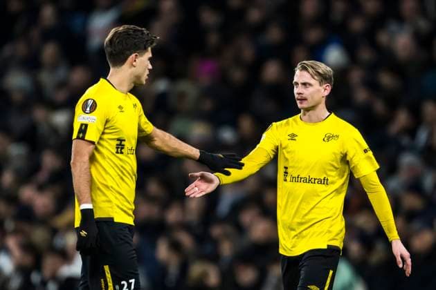 250130 Besfort Zeneli and Simon Hedlund of Elfsborg during the UEFA Europa League football match between Tottenham Hotspur and Elfsborg on January 30, 2025 in London. Photo: Emma Wallskog BILDBYRAN COP 320 EW0477 fotboll football soccer fotball uefa europa league europa league tottenham hotspur elfsborg bbeng bbauto Copyright: EMMAxWALLSKOG BB250130EW110