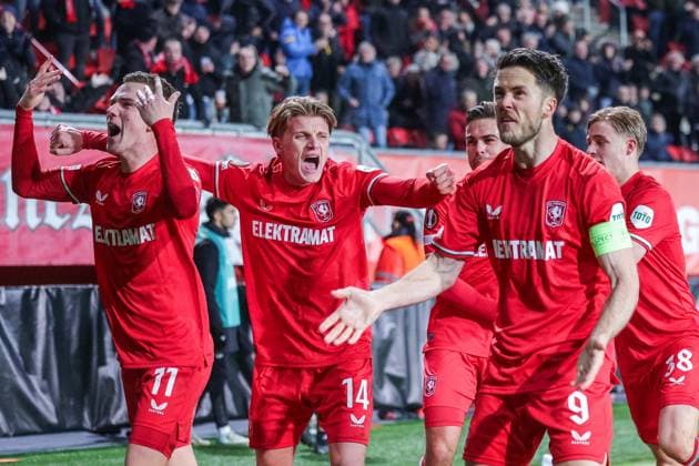 Fußball UEFA Europa League 8. Spieltag FC Twente Enschede - Besiktas JK am 30.01.2025 in der Arena De Grolsch Veste in Enschede Torjubel zum 1:0 durch Daan Rots ( Enschede )
