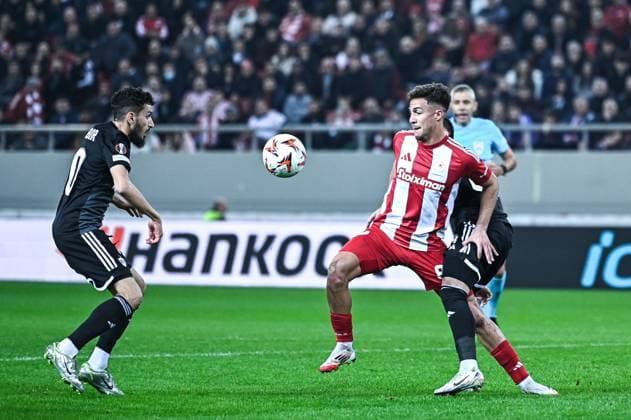 84 Charalampos Kostoulas of Olympiacos FC plays during the Europa League, Matchday 8 match between Olympiacos FC and Qarabag at Georgios Karaiskakis Stadium in Piraeus, Greece, on January 30, 2025.  Copyright: xStefanosxKyriazis IPAxSportx xipa-agency.netx xx IPA_53474041 IPA_Agency_IPA53474041