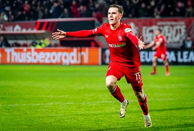 FC Twente forward Daan Rots scores the 1-0 and celebrating the goal during the match Twente - Besiktas at the Grolsch Veste for the UEFA Europa League - League phase - Matchday 8 season 2024-2025 in ENSCHEDE, Netherlands on 30 january 2025, (photo by Marcel van Dorst EYE4images Defodi-746_212259