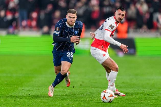 250130 Gabriel Busanello of Malmö FF during the UEFA Europa League football match between Slavia Prag and Malmö FF on January 30, 2025 in Prague. Photo: Mathilda Ahlberg BILDBYRAN kod MA MA0779 fotboll football soccer fotball uefa europa league europa league slavia prag malmö ff bbeng bbauto Copyright: MATHILDAxAHLBERG BB250130MA118