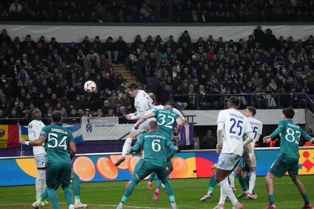 Europa League, RSC Anderlecht vsTSG 1899 Hoffenheim 30.01.2025, Lotto Park, Anderlecht, Europa League, RSC Anderlecht vsTSG 1899 Hoffenheim , im Bild Robin Hranac (Hoffenheim) erzielt das Tor zum 1:1.