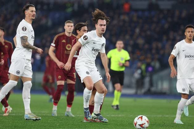 CALCIO - UEFA Europa League - AS Roma vs Eintracht Frankfurt Rome, Italy 30.01.2025: Arthur Theate of Eintracht Frankfurt during the Uefa Europa League 2024-2025, football match between AS Roma vs Eintracht Frankfurt at Olympic Stadium in Rome. Rome Italy  Copyright: xIPAxSport ABACAx