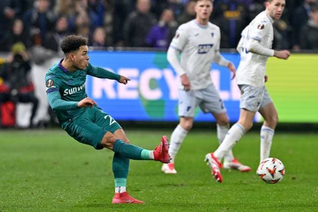 250130 RSC Anderlecht vs TSG Hoffenheim Mario Stroeykens (29) of Anderlecht pictured during the league phase - matchday 8 game in the Uefa Europa League season 2024-2025 between Royal Sporting Club Anderlecht and TSG 1899 Hoffenheim from Germany on January 30 , 2025 in Anderlecht, Belgium. (Photo by David Catry Isosport) Anderlecht Belgium  Copyright: xDavidxCatryx 20250130DC2_2208