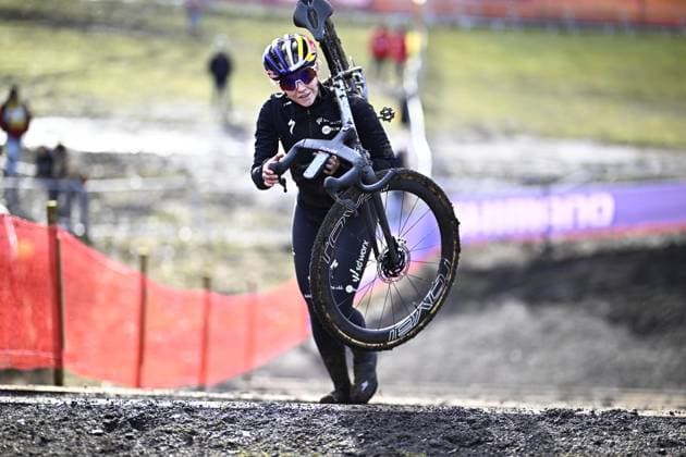 Hungarian Kata Blanka Vas pictured during a track reconnaissance ahead of the UCI cyclocross World Championship, WM, Weltmeisterschaft in Lievin, France, Friday 31 January 2025. The world championships are taking place from 31 January until 02 February. JASPERxJACOBS  x111504194x