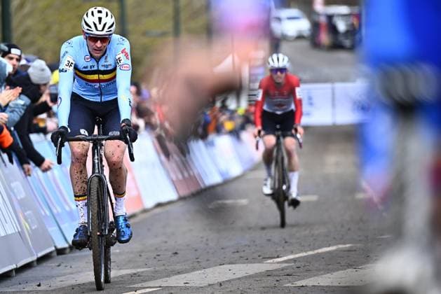 Belgian Toon Aerts pictured in action during the mixed team relay race, at the UCI Cyclocross World Championships, in Lievin, France, Friday 31 January 2025. The world championships are taking place from 31 January until 02 February. JASPERxJACOBS  x111512958x