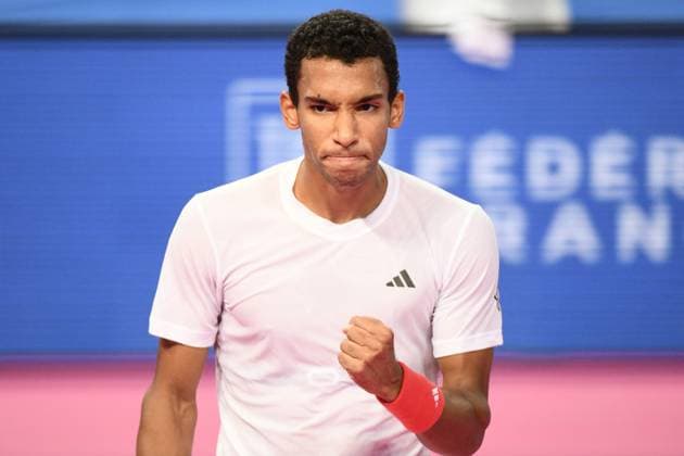TENNIS : Open Sud de France ATP, Tennis Herren 250 - 31 01 2025 MONTPELLIER, FRANCE - 31 JANVIER : 2 Felix AUGER-ALIASSIME (CAN) lors des quarts de finale du tournoi Open Sud de France ATP 250 contre 8 Yunchaokete BU (CHN) a Montpellier le 31 janvier 2025. France  Copyright: xValentinaxClaretx