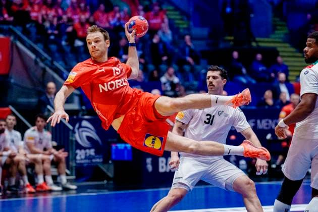 Sport Themen der Woche KW05 Handball-VM herrer 2025: Semifinale Danmark - Portugal Fornebu 20250131. Danmarks Mathias Gidsel under semifinalen i VM i handball mellom Danmark og Portugal i Unity arena. Foto: Stian Lysberg Solum NTB Fornebu Norge EDITORIAL USE ONLY. RESTRICTED USE FOR BETTING COMPANIES Ref:_SPOfo032Cbyi-c.jpg *** Mens Handball World Cup 2025 Semifinal Denmark Portugal Fornebu 20250131 Denmarks Mathias Gidsel during the semi-final of the World Handball Championship between Denmark and Portugal in Unity arena Photo Stian Lysberg Solum NTB Fornebu Norway EDITORIAL USE ONLY RESTRICTED USE FOR BETTING COMPANIES  Copyright: xStianxLysbergxSolumx xNTBx