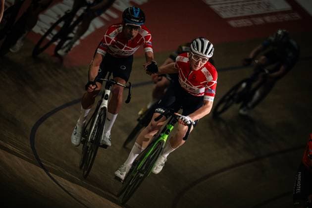 WALINIAK Konrad, PSZCZOLARSKI Wojciech: Six Day Berlin 2025 Team 8 - WALINIAK Konrad ( POL ) - Black - PSZCZOLARSKI Wojciech ( POL ) - Red Querformat - quer - horizontal - Landscape - Event Veranstaltung: Six Day Berlin 2025 - Category Kategorie: Cycling - Track cycling, Rad, Radsport, Bahnrad, Bahn Sixdays - Elite Men - Location Ort: Europe Germany - Berlin - Velodrom Berlin - Discipline: Madison - Distance: ... m - Date Datum: 31.01.2025 Friday Day 1 -
