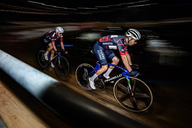 VIVIANI Elia, SCARTEZZINI Michele: Six Day Berlin 2025 Team 12 - VIVIANI Elia ( ITA ) - Black - SCARTEZZINI Michele ( ITA ) - Red Querformat - quer - horizontal - Landscape - Event Veranstaltung: Six Day Berlin 2025 - Category Kategorie: Cycling - Track cycling, Rad, Radsport, Bahnrad, Bahn Sixdays - Elite Men - Location Ort: Europe Germany - Berlin - Velodrom Berlin - Discipline: Team Time Trail - Distance: 500 m - Date Datum: 31.01.2025 Friday Day 1 -