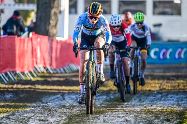 2025 UCI Cyclo-Cross WC - Women Junior LIEVIN, FRANCE - FEBRUARY 01 : Peeters Zita (BEL) in action during the 2025 UCI Cyclo-Cross World Championships for Women Junior on February 01, 2025 in Lievin, France, 01 02 2025 Lievin France  Copyright: xNicoxVereeckenx