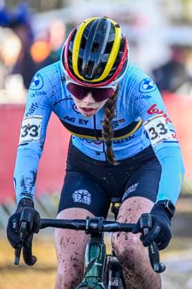 2025 UCI Cyclo-Cross WC - Women Junior LIEVIN, FRANCE - FEBRUARY 01 : Peeters Zita (BEL) in action during the 2025 UCI Cyclo-Cross World Championships for Women Junior on February 01, 2025 in Lievin, France, 01 02 2025 Lievin France  Copyright: xNicoxVereeckenx