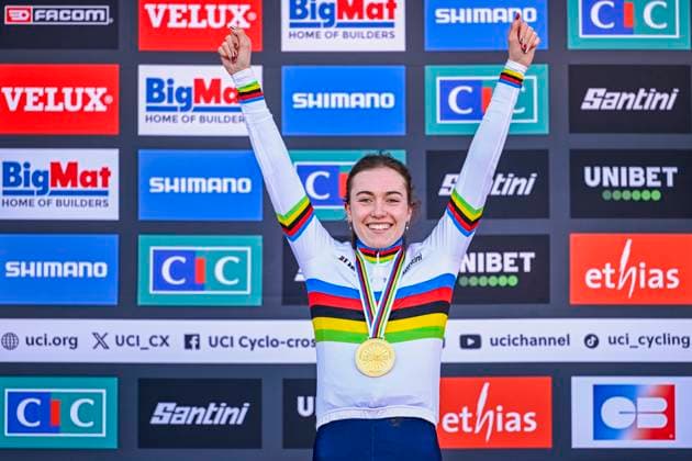 2025 UCI Cyclo-Cross WC - Women Junior LIEVIN, FRANCE - FEBRUARY 01 : Revol Lise (FRA) celebrating her victory during the 2025 UCI Cyclo-Cross World Championships for Women Junior on February 01, 2025 in Lievin, France, 01 02 2025 Lievin France  Copyright: xNicoxVereeckenx