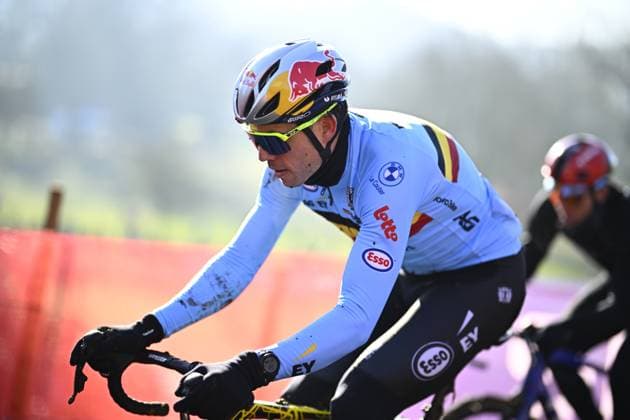 Belgian Wout van Aert pictured during a training session at the UCI Cyclocross World Championships, in Lievin, France, Saturday 01 February 2025. The world championships are taking place from 31 January until 02 February. JASPERxJACOBS  x111567513x