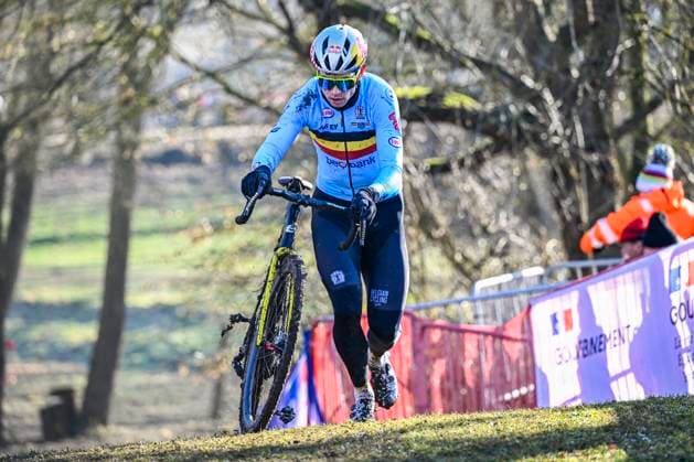 2025 UCI Cyclo-Cross WC - Media activities 01 02 2025 LIEVIN, FRANCE - FEBRUARY 01 : Van Aert Wout (BEL) on training during the official training session on the track of the 2025 UCI Cyclo-Cross World Championships on February 01, 2025 in Lievin, France, 01 02 2025 Lievin France  Copyright: xNicoxVereeckenx