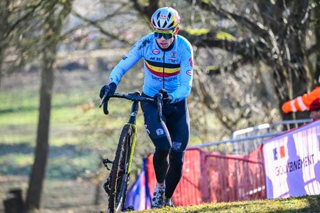 2025 UCI Cyclo-Cross WC - Media activities 01 02 2025 LIEVIN, FRANCE - FEBRUARY 01 : Van Aert Wout (BEL) on training during the official training session on the track of the 2025 UCI Cyclo-Cross World Championships on February 01, 2025 in Lievin, France, 01 02 2025 Lievin France  Copyright: xNicoxVereeckenx