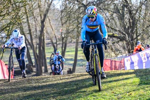 2025 UCI Cyclo-Cross WC - Media activities 01 02 2025 LIEVIN, FRANCE - FEBRUARY 01 : Van Aert Wout (BEL) on training during the official training session on the track of the 2025 UCI Cyclo-Cross World Championships on February 01, 2025 in Lievin, France, 01 02 2025 Lievin France  Copyright: xNicoxVereeckenx