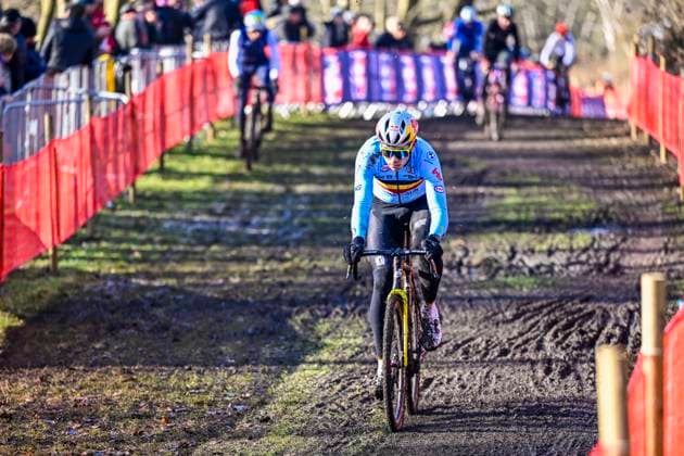 2025 UCI Cyclo-Cross WC - Media activities 01 02 2025 LIEVIN, FRANCE - FEBRUARY 01 : Van Aert Wout (BEL) on training during the official training session on the track of the 2025 UCI Cyclo-Cross World Championships on February 01, 2025 in Lievin, France, 01 02 2025 Lievin France  Copyright: xNicoxVereeckenx