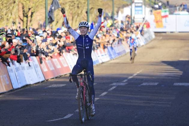 CICLISMO - Ciclocross - 2025 UCI Cyclo-Cross World Championships 2025 ciclo-cross world championships - Lievin, France - Women junior - Lise Revol during the race during 2025 UCI Cyclo-Cross World Championships, Cyclocross race in Lievin, France, February 01 2025 Lievin France  Copyright: xIPAxSport ABACAx