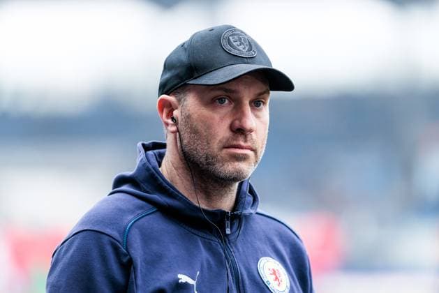 2. Fußball Bundesliga: Eintracht Braunschweig - 1. FC Köln; 01.02.2025 Daniel Scherning (Trainer Eintracht Braunschweig) 2. Fußball Bundesliga, Eintracht Braunschweig - 1. FC Köln, Braunschweig, EINTRACHT-Stadion am 01.02.2025 DFL REGULATIONS PROHIBIT ANY USE OF PHOTOGRAPHS AS IMAGE SEQUENCES AND OR QUASI-VIDEO.