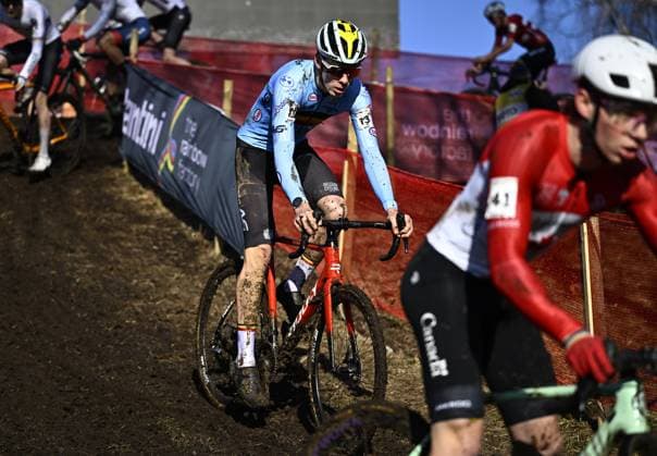 Belgian Viktor Vandenberghe pictured in action during the men U23 race, at the UCI Cyclocross World Championships, in Lievin, France, Saturday 01 February 2025. The world championships are taking place from 31 January until 02 February. JASPERxJACOBS  x111568976x