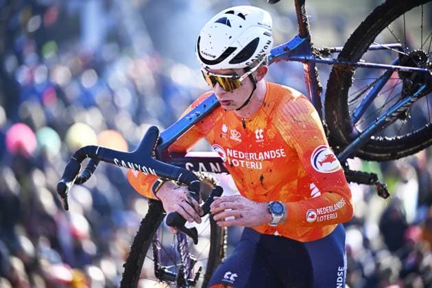 Dutch Tibor Del Grosso pictured in action during the men U23 race, at the UCI Cyclocross World Championships, in Lievin, France, Saturday 01 February 2025. The world championships are taking place from 31 January until 02 February. JASPERxJACOBS  x111569331x