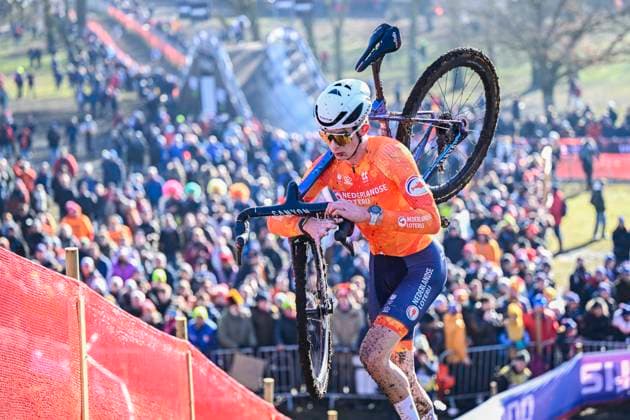 2025 UCI Cyclo-Cross WC - Men Under 23 LIEVIN, FRANCE - FEBRUARY 01 : Del Grosso Tibor (NED) in action during the 2025 UCI Cyclo-Cross World Championships for Men Under 23 on February 01, 2025 in Lievin, France, 01 02 2025 Lievin France  Copyright: xNicoxVereeckenx