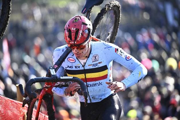 Belgian Kay De Bruyckere pictured in action during the men U23 race, at the UCI Cyclocross World Championships, in Lievin, France, Saturday 01 February 2025. The world championships are taking place from 31 January until 02 February. JASPERxJACOBS  x111569601x