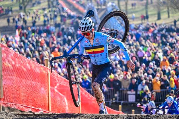 2025 UCI Cyclo-Cross WC - Men Under 23 LIEVIN, FRANCE - FEBRUARY 01 : Michels Jente (BEL) in action during the 2025 UCI Cyclo-Cross World Championships for Men Under 23 on February 01, 2025 in Lievin, France, 01 02 2025 Lievin France  Copyright: xNicoxVereeckenx