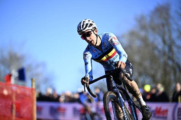 Belgian Jente Michels pictured in action during the men U23 race, at the UCI Cyclocross World Championships, in Lievin, France, Saturday 01 February 2025. The world championships are taking place from 31 January until 02 February. JASPERxJACOBS  x111570013x