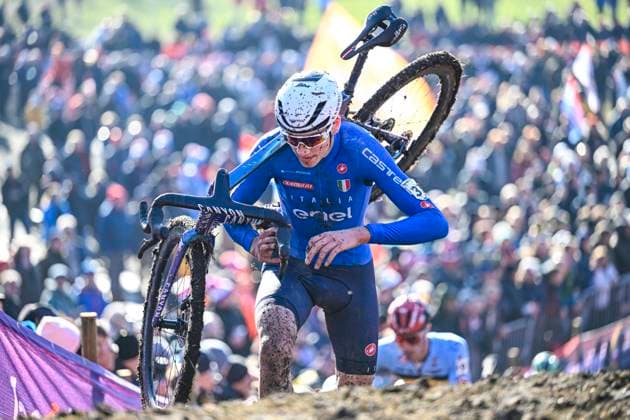 2025 UCI Cyclo-Cross WC - Men Under 23 LIEVIN, FRANCE - FEBRUARY 01 : Viezzi Stefano (ITA) in action during the 2025 UCI Cyclo-Cross World Championships for Men Under 23 on February 01, 2025 in Lievin, France, 01 02 2025 Lievin France  Copyright: xNicoxVereeckenx