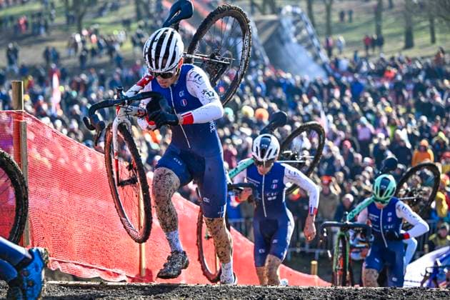 2025 UCI Cyclo-Cross WC - Men Under 23 LIEVIN, FRANCE - FEBRUARY 01 : Simon Jules (FRA) in action during the 2025 UCI Cyclo-Cross World Championships for Men Under 23 on February 01, 2025 in Lievin, France, 01 02 2025 Lievin France  Copyright: xNicoxVereeckenx