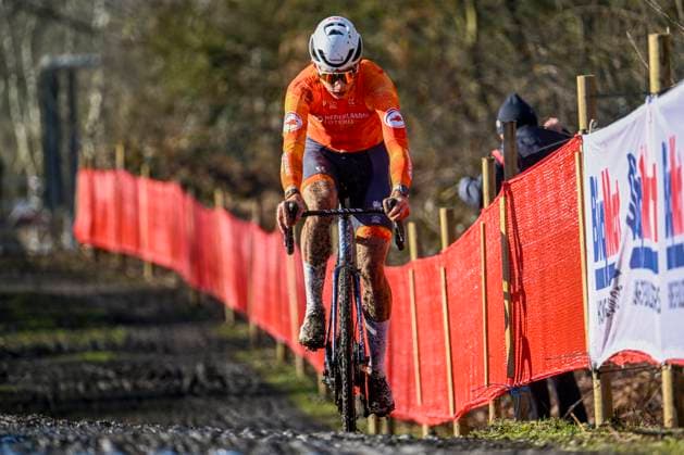 2025 UCI Cyclo-Cross WC - Men Under 23 LIEVIN, FRANCE - FEBRUARY 01 : Del Grosso Tibor (NED) in action during the 2025 UCI Cyclo-Cross World Championships for Men Under 23 on February 01, 2025 in Lievin, France, 01 02 2025 Lievin France  Copyright: xNicoxVereeckenx