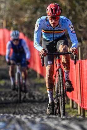 2025 UCI Cyclo-Cross WC - Men Under 23 LIEVIN, FRANCE - FEBRUARY 01 : De Bruyckere Kay (BEL) in action during the 2025 UCI Cyclo-Cross World Championships for Men Under 23 on February 01, 2025 in Lievin, France, 01 02 2025 Lievin France  Copyright: xNicoxVereeckenx