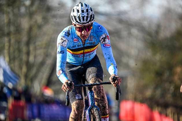 2025 UCI Cyclo-Cross WC - Men Under 23 LIEVIN, FRANCE - FEBRUARY 01 : Michels Jente (BEL) in action during the 2025 UCI Cyclo-Cross World Championships for Men Under 23 on February 01, 2025 in Lievin, France, 01 02 2025 Lievin France  Copyright: xNicoxVereeckenx