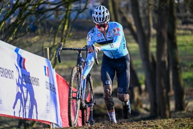2025 UCI Cyclo-Cross WC - Men Under 23 LIEVIN, FRANCE - FEBRUARY 01 : Michels Jente (BEL) in action during the 2025 UCI Cyclo-Cross World Championships for Men Under 23 on February 01, 2025 in Lievin, France, 01 02 2025 Lievin France  Copyright: xNicoxVereeckenx