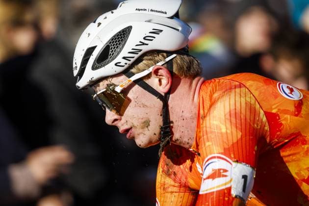 LIEVIN, FRANCE - Tibor Del Grosso (Netherlands) in action during the cyclocross World Cup in Lievin, France. ANP BAS CZERWINSKI xVIxANPxSportx xxANPxIVx 518847027 originalFilename: 518847027.jpg