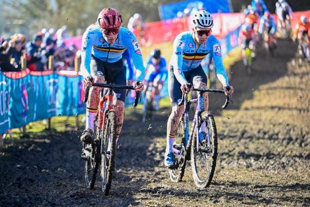 2025 UCI Cyclo-Cross WC - Men Under 23 LIEVIN, FRANCE - FEBRUARY 01 : De Bruyckere Kay (BEL) , Michels Jente (BEL) in action during the 2025 UCI Cyclo-Cross World Championships for Men Under 23 on February 01, 2025 in Lievin, France, 01 02 2025 Lievin France  Copyright: xNicoxVereeckenx