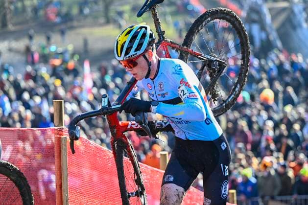 2025 UCI Cyclo-Cross WC - Men Under 23 LIEVIN, FRANCE - FEBRUARY 01 : De Brauwere Sil (BEL) in action during the 2025 UCI Cyclo-Cross World Championships for Men Under 23 on February 01, 2025 in Lievin, France, 01 02 2025 Lievin France  Copyright: xNicoxVereeckenx