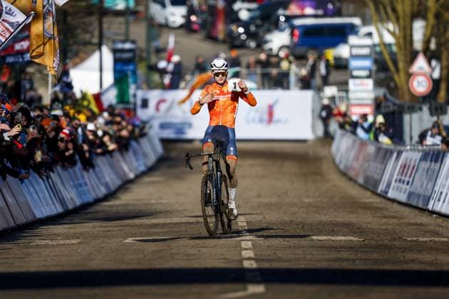 LIEVIN, FRANCE - Tibor Del Grosso (Netherlands) crosses the finish line first during the cyclocross World Cup in Lievin, France. ANP BAS CZERWINSKI xVIxANPxSportx xxANPxIVx 518847682 originalFilename: 518847682.jpg
