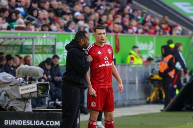 01.02.2025, xfanx, Fussball 2.Bundesliga, Fortuna Duesseldorf - SSV Ulm 1846 v.l. Cheftrainer Daniel Thioune (Fortuna Düsseldorf) und Dzenan Pejcinovic (Fortuna Düsseldorf) (DFL DFB REGULATIONS PROHIBIT ANY USE OF PHOTOGRAPHS as IMAGE SEQUENCES and or QUASI-VIDEO) Duesseldorf