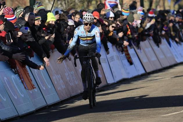CICLISMO - Ciclocross - 2025 UCI Cyclo-Cross World Championships 2025 ciclo-cross world championships - Lievin, France - Michels Jente during the race during 2025 UCI Cyclo-Cross World Championships, Cyclocross race in Lievin, France, February 01 2025 Lievin France  Copyright: xIPAxSport ABACAx