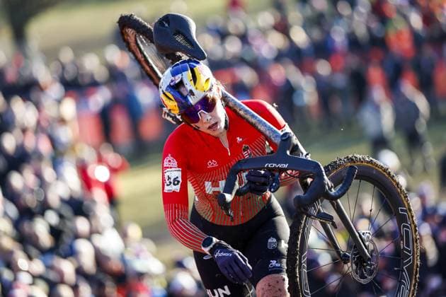 LIEVIN, FRANCE - Cyclist Bianka Vas (Hungary) in action during the cyclocross World Cup in Lievin, France. ANP BAS CZERWINSKI xVIxANPxSportx xxANPxIVx 518855408 originalFilename: 518855408.jpg