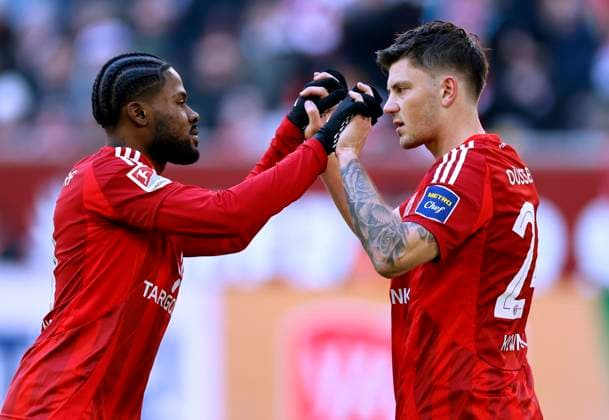 KOWNACKI Dawid Team Fortuna Duesseldorf jubelt nach seinem 11m Tor mit KWARTENG Moritz DFL 2. Bundesliga Saison 2024 - 2025 Spiel Fortuna Duesseldorf - SSV Ulm 3 : 2 am 01.02.2025 in Duesseldorf DFL REGULATIONS PROHIBIT ANY USE OF PHOTOGRAPHS as IMAGE SEQUENCES and or QUASI-VIDEO