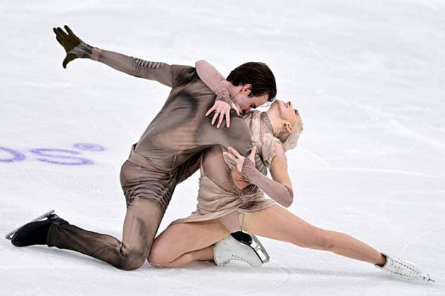 Sport Themen der Woche KW05 Sport Bilder des Tages Olivia SMART & Tim DIECK (ESP), during Ice Dance Free Dance, at the ISU European Figure skating, Eiskunstlauf Championships 2025, at Tondiraba Ice Hall, on February 01, 2025 in Tallinn, Estonia. Noxthirdxpartyxsales  (280295316)