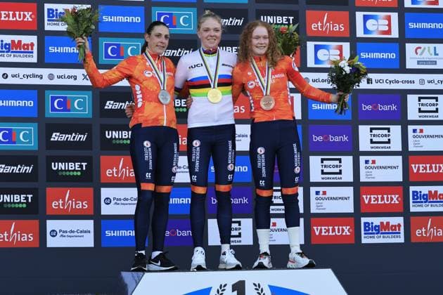 2025 ciclo-cross world championships - Lievin, France - Women s race - podium Van Empel Fem, Lucinda Brand, Pieterse Puck during 2025 UCI Cyclo-Cross World Championships, Cyclocross race in Lievin, France, February 01 2025  Copyright: xStefanoxCavasino IPAxSportx xipa-agency.netx xx IPA_53523698 IPA_Agency_IPA53523698